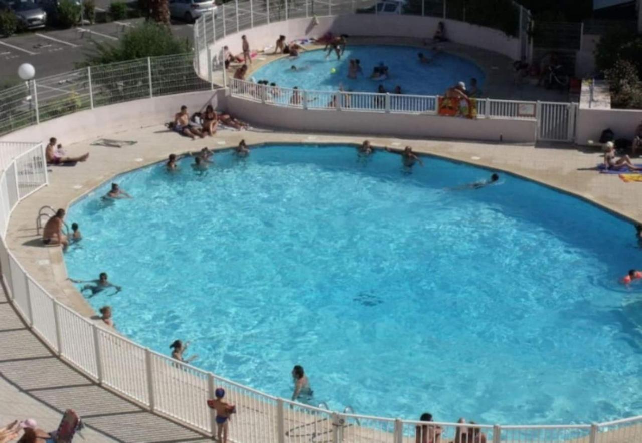 T2 Au Lagon Bleu Piscine/Ascenseur Le Grau-du-Roi Eksteriør billede